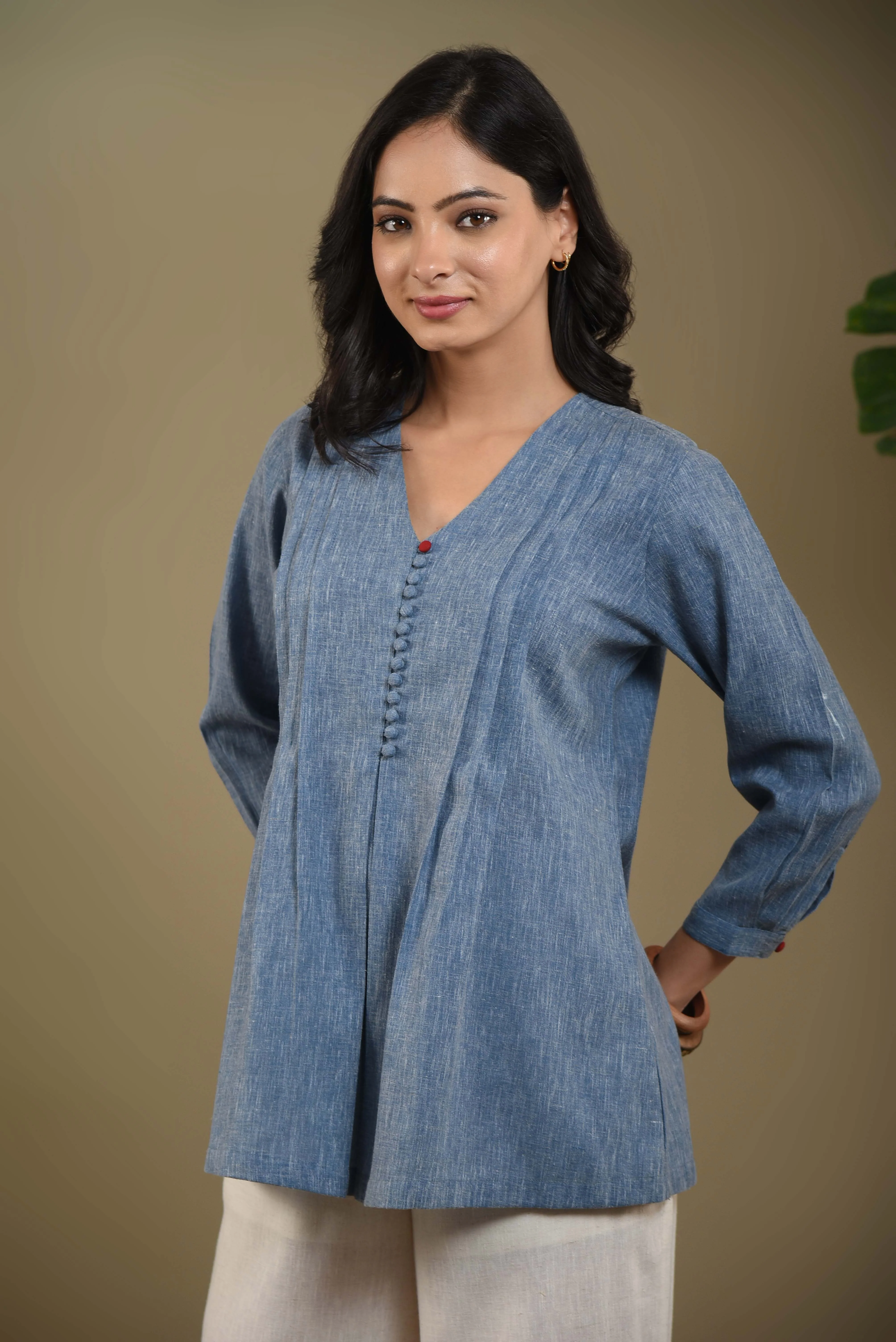 Kurtis, Tops & Shirts